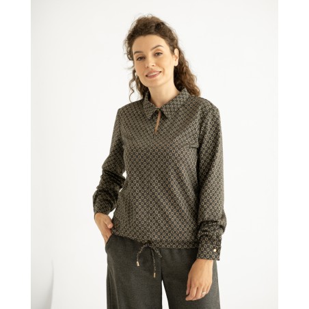 Elegant blouse