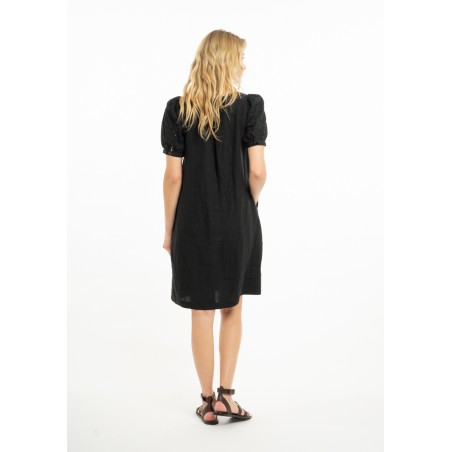 Mini dress with puffy sleeves (J)