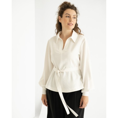 Elegant office blouse (B)